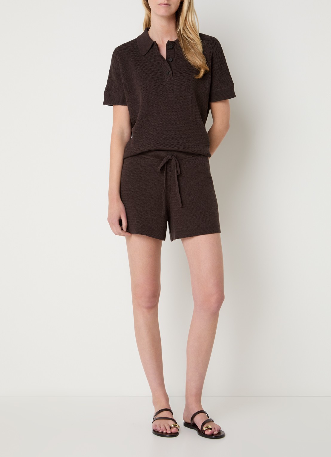 OPUS Maadow Resort grofgebreid high waist loose fit korte broek - voorkant 4 chocoladebruin