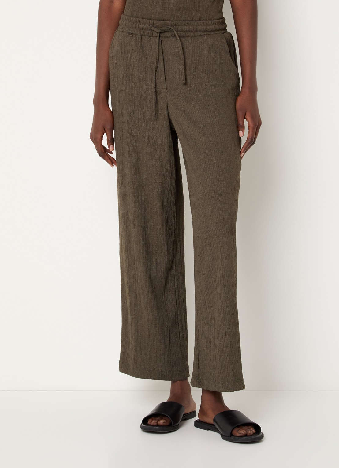 OPUS Mileni high waist loose fit pantalon met structuur - detail 3 groen