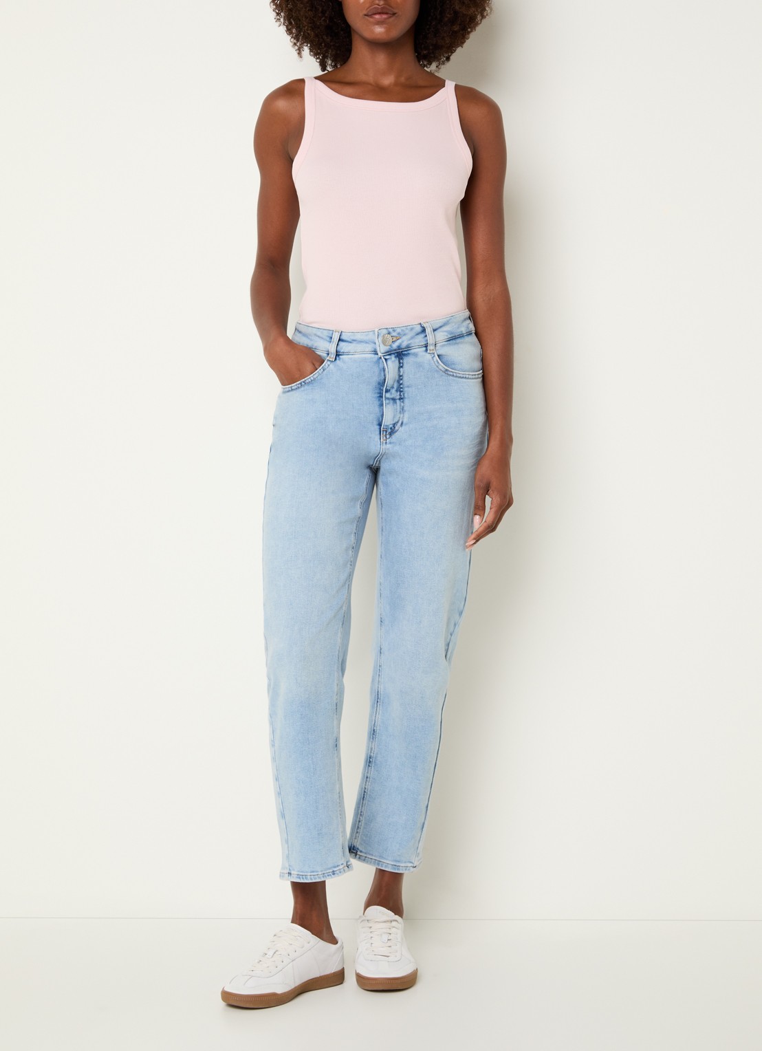 OPUS Minah Honest mid waist straight leg cropped jeans met steekzakken - voorkant 2 indigo