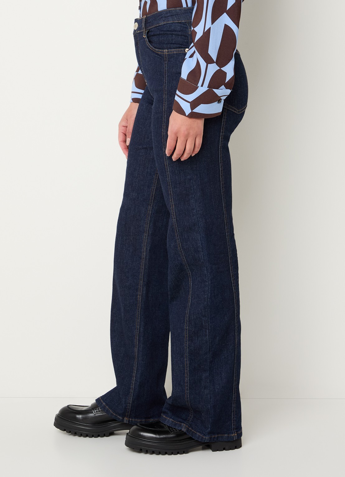 OPUS Miva high waist straight fit jeans met donkere wassing - detail 3 indigo