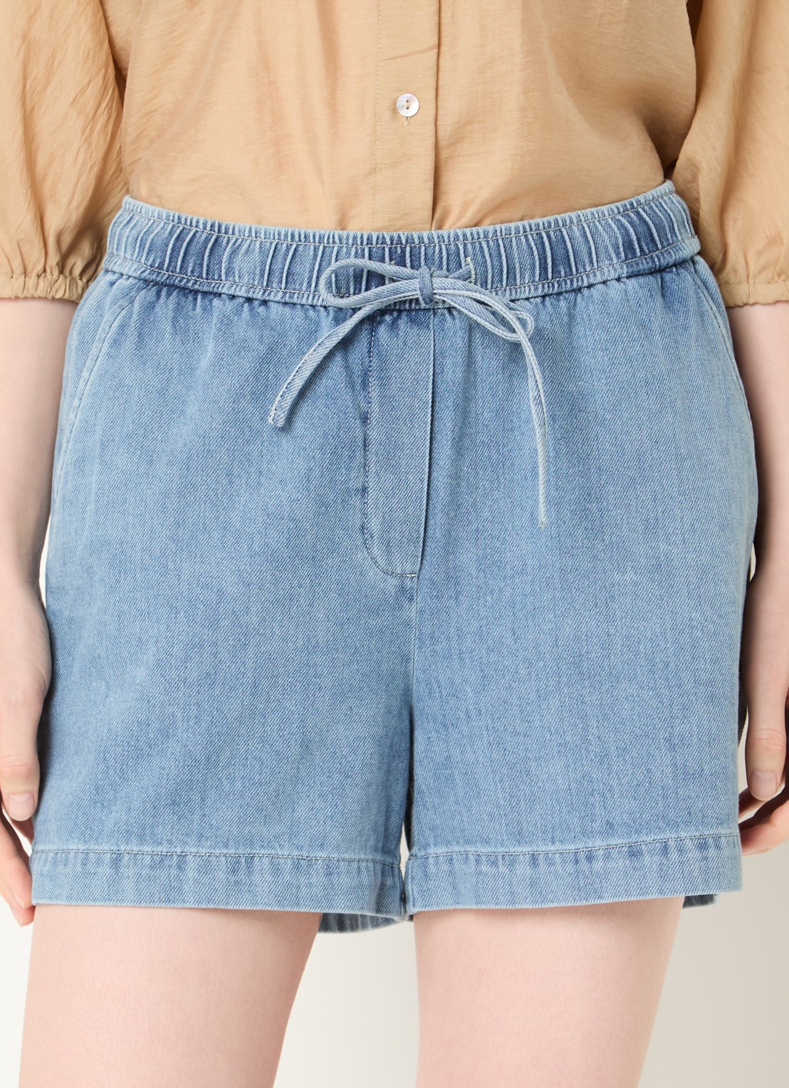 OPUS Musia high waist straight fit korte broek van chambray - detail 2 blauwgrijs