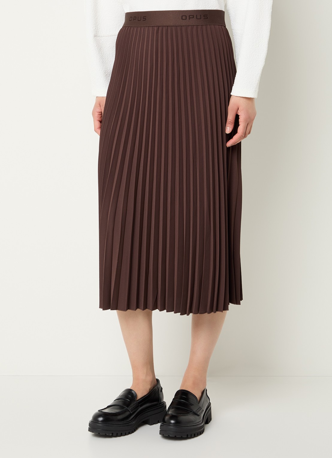 OPUS Ronti midi rok met plissé  - detail 2 donkerbruin
