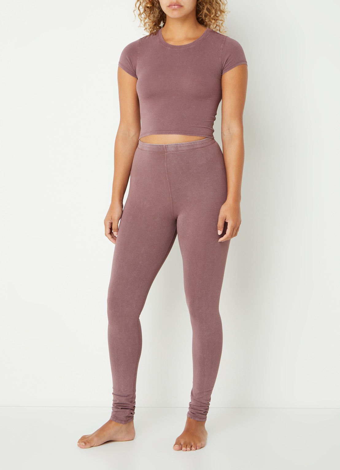 Organic Basics Core Baby pyjamatop van  katoen - voorkant 2 donkerroze