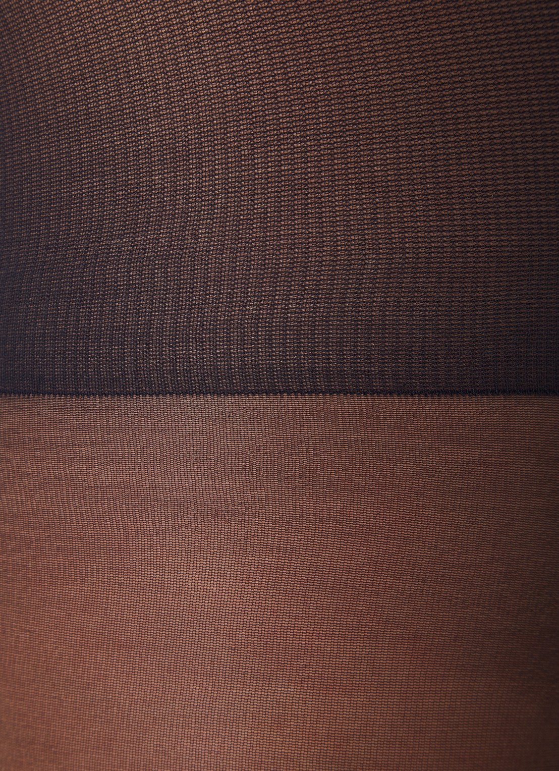 Oroblu Plaisir panty in 40 denier - detail 3 royalblauw
