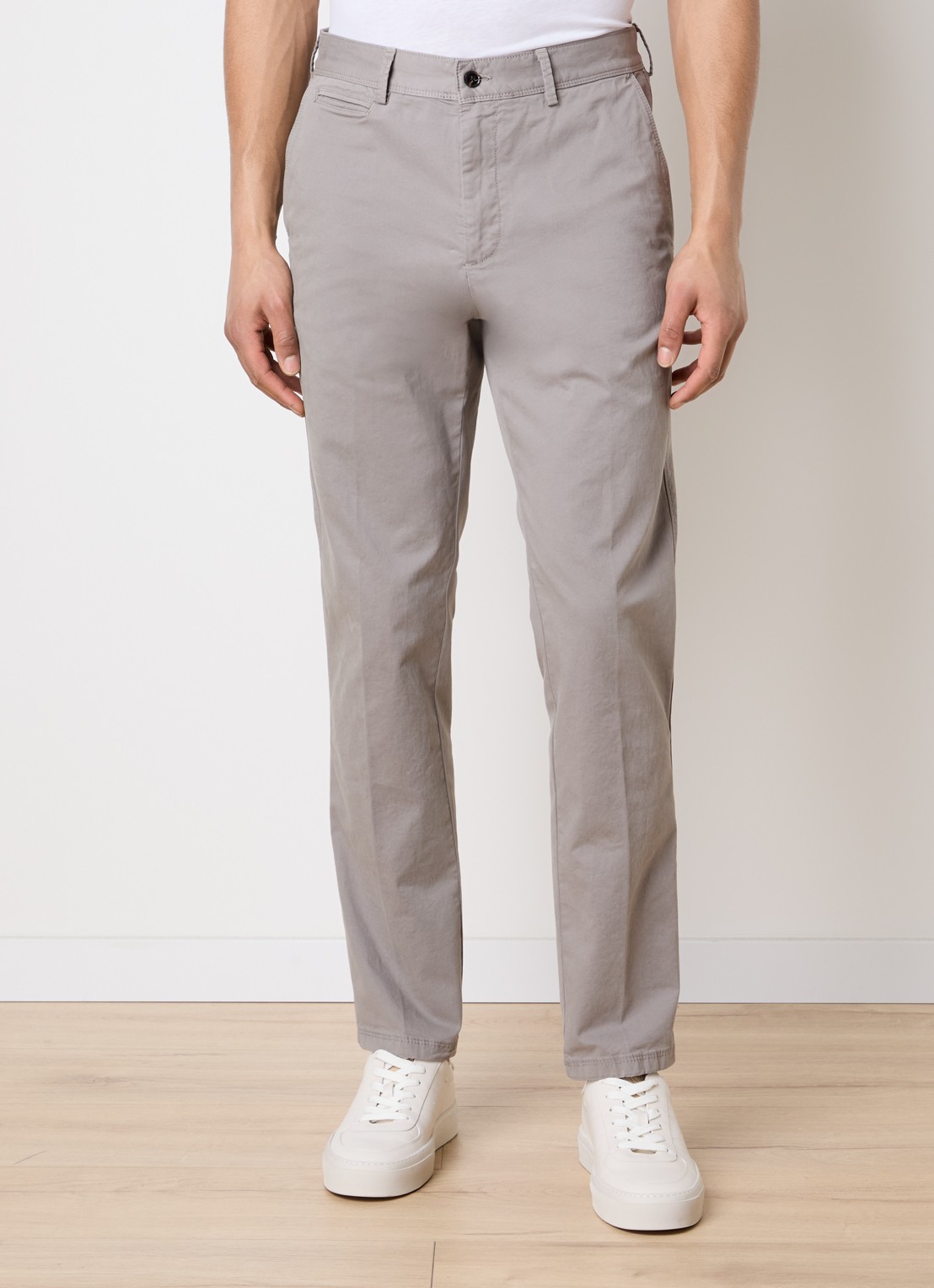 Oscar Jacobson Danik straight fit chino met steekzakken - detail donkerbeige