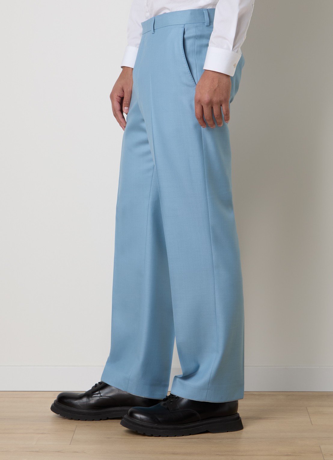 Oscar Jacobson Del straight fit pantalon van wol met steekzakken - detail 3 lichtblauw