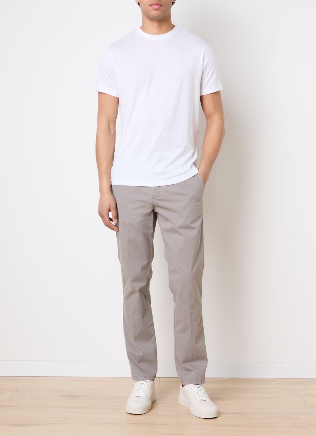 Oscar Jacobson Kim T-shirt  - voorkant 3 wit