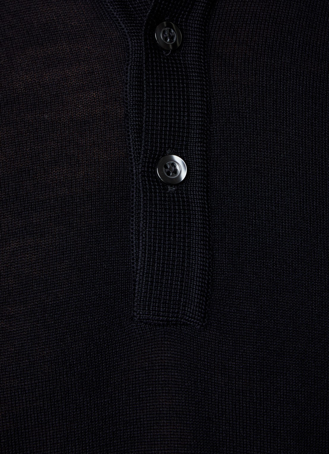 Oscar Jacobson Melvin fijngebreide regular fit polo van wol - detail 3 donkerblauw