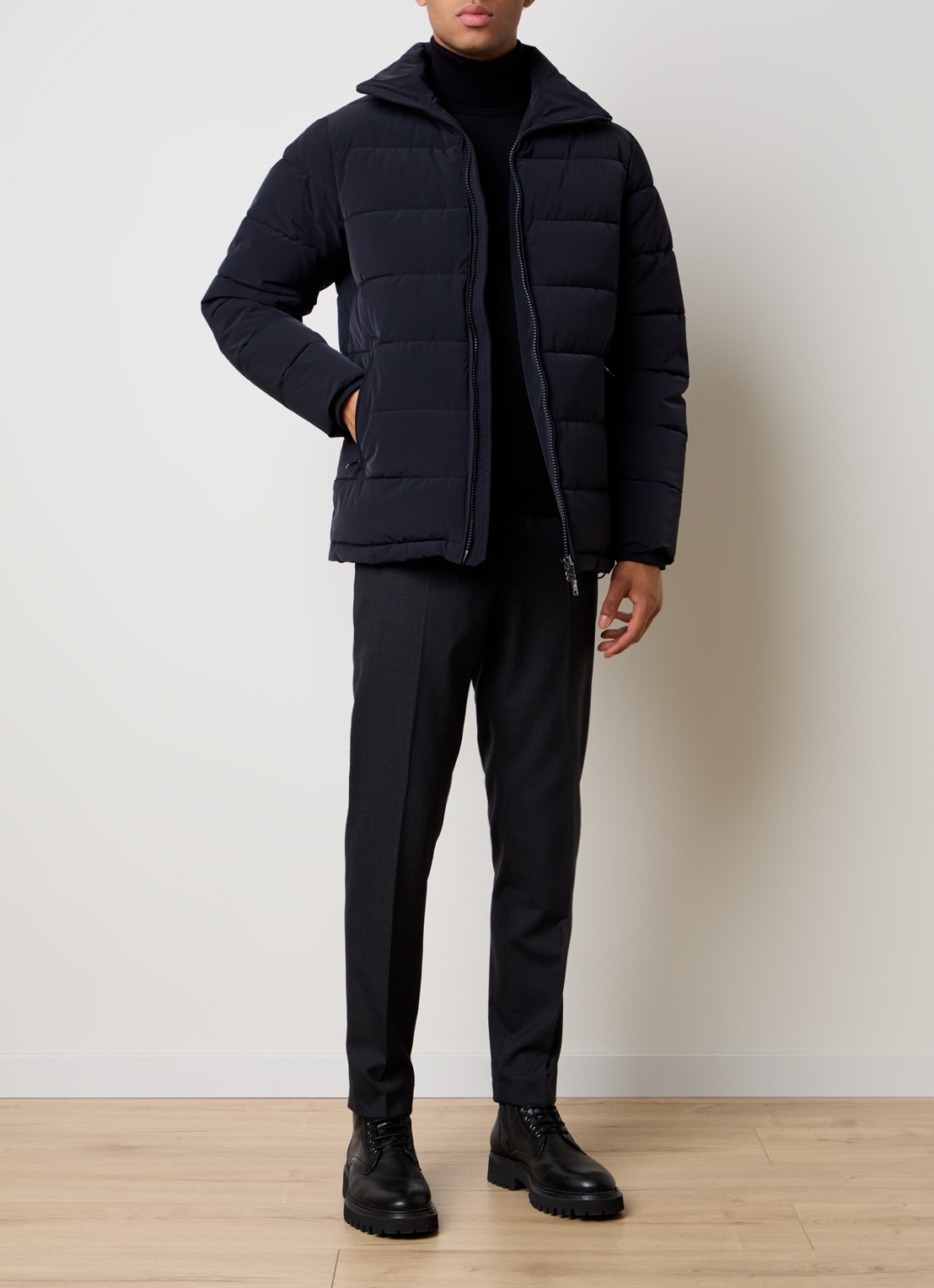 Oscar Jacobson Puffer jack met afneembare capuchon - voorkant 6 donkerblauw