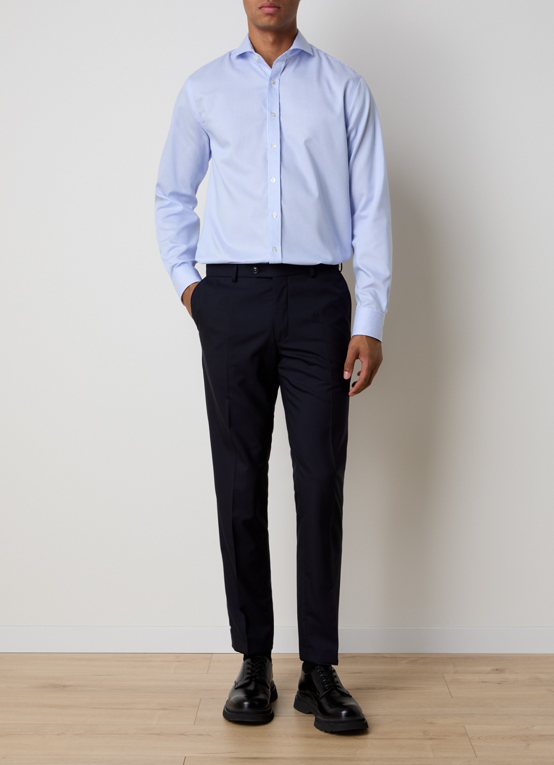 Oscar Jacobson Regular fit overhemd met gestreepte print - voorkant 3 lichtblauw