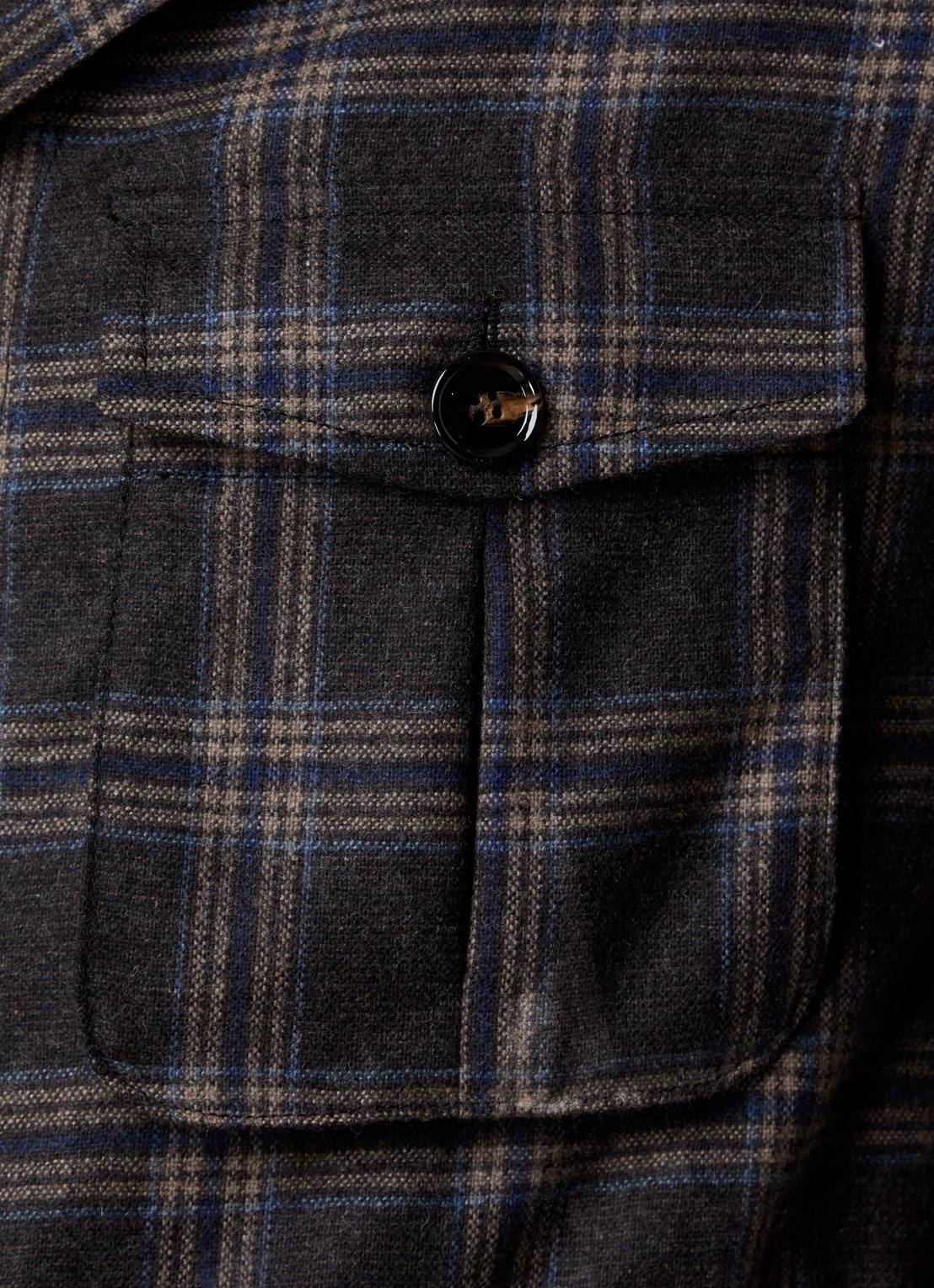 Oscar Jacobson Sirolo overshirt in wolblend met borstzakken - detail 3 donkerbruin