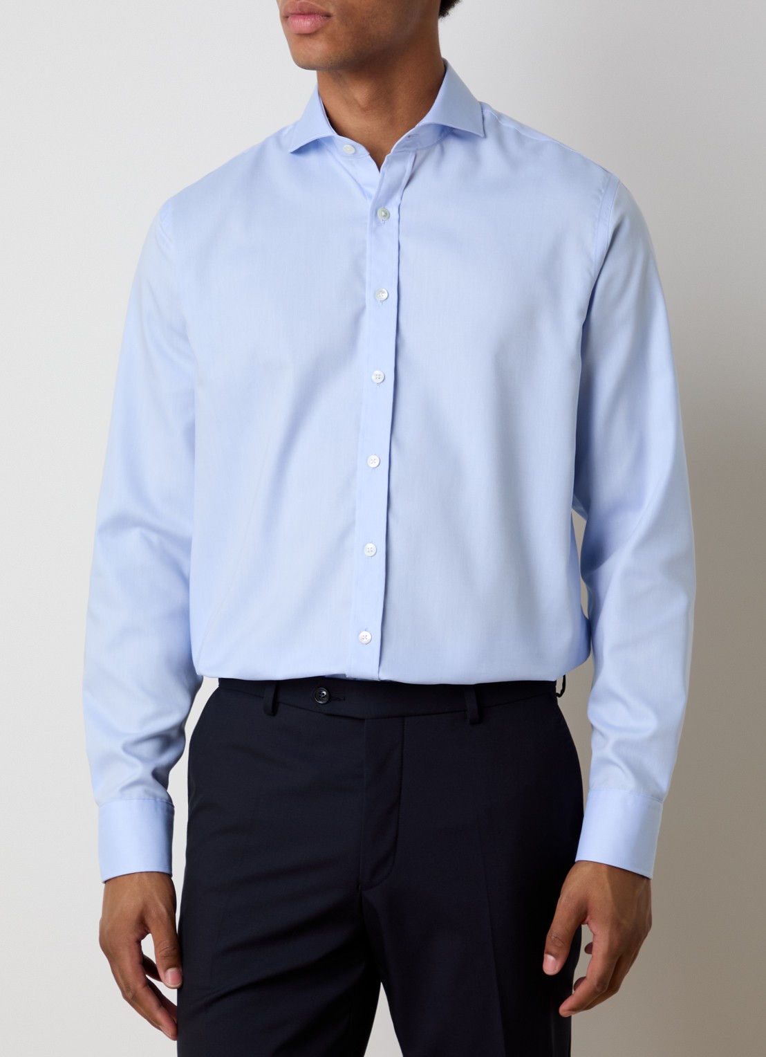 Oscar Jacobson Slim fit overhemd - detail 2 lichtblauw