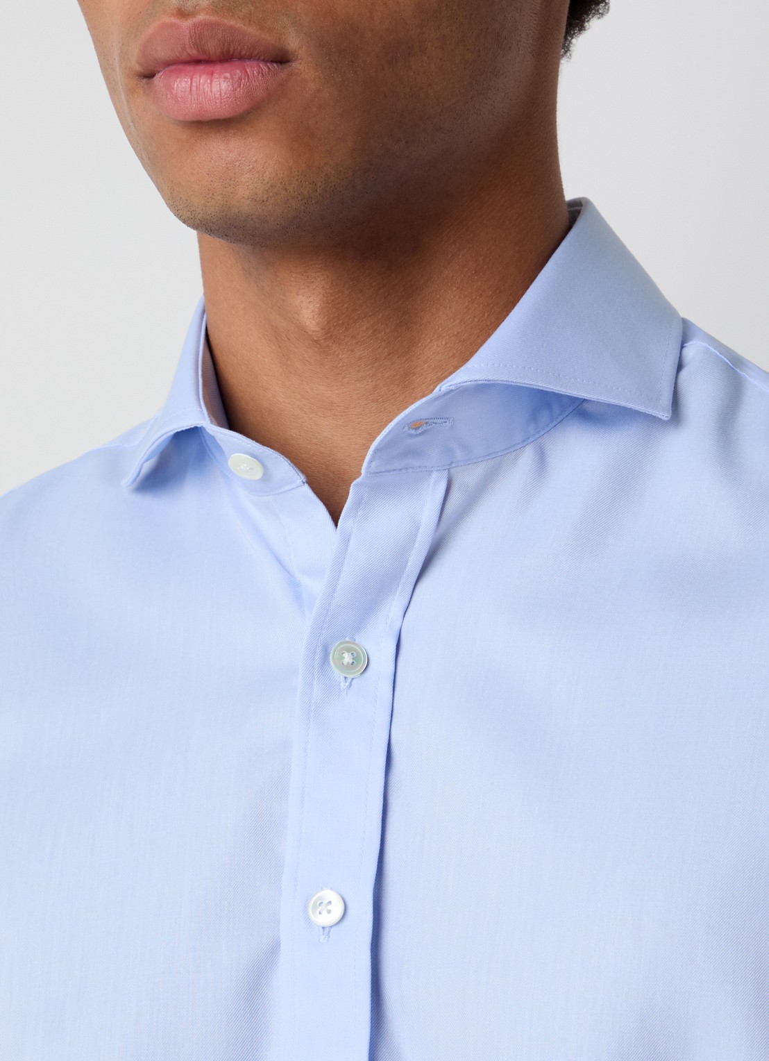 Oscar Jacobson Slim fit overhemd - detail 3 lichtblauw