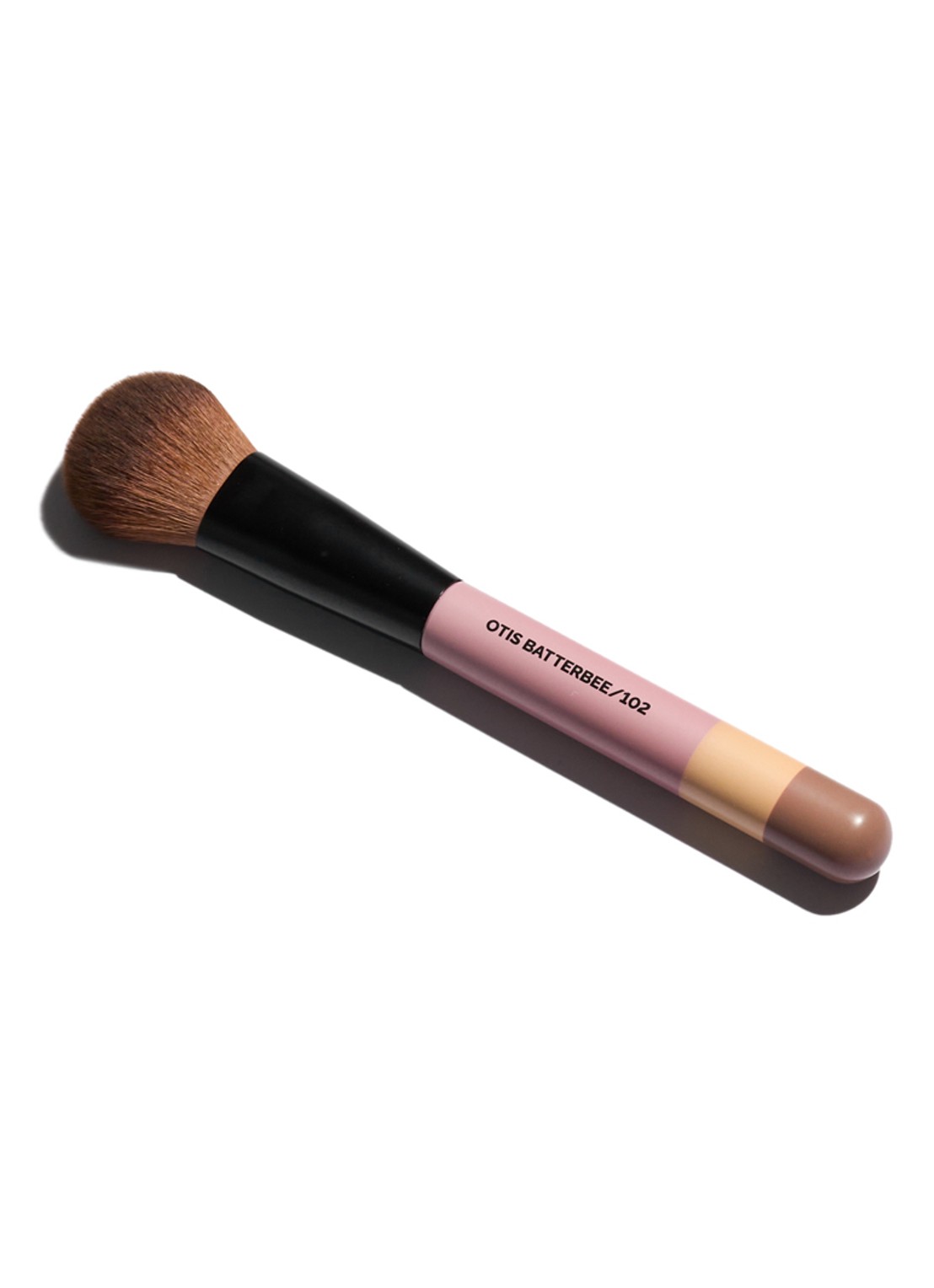 Otis Batterbee Blusher Make-up Brush 102 - blush kwast - voorkant 5 undefined