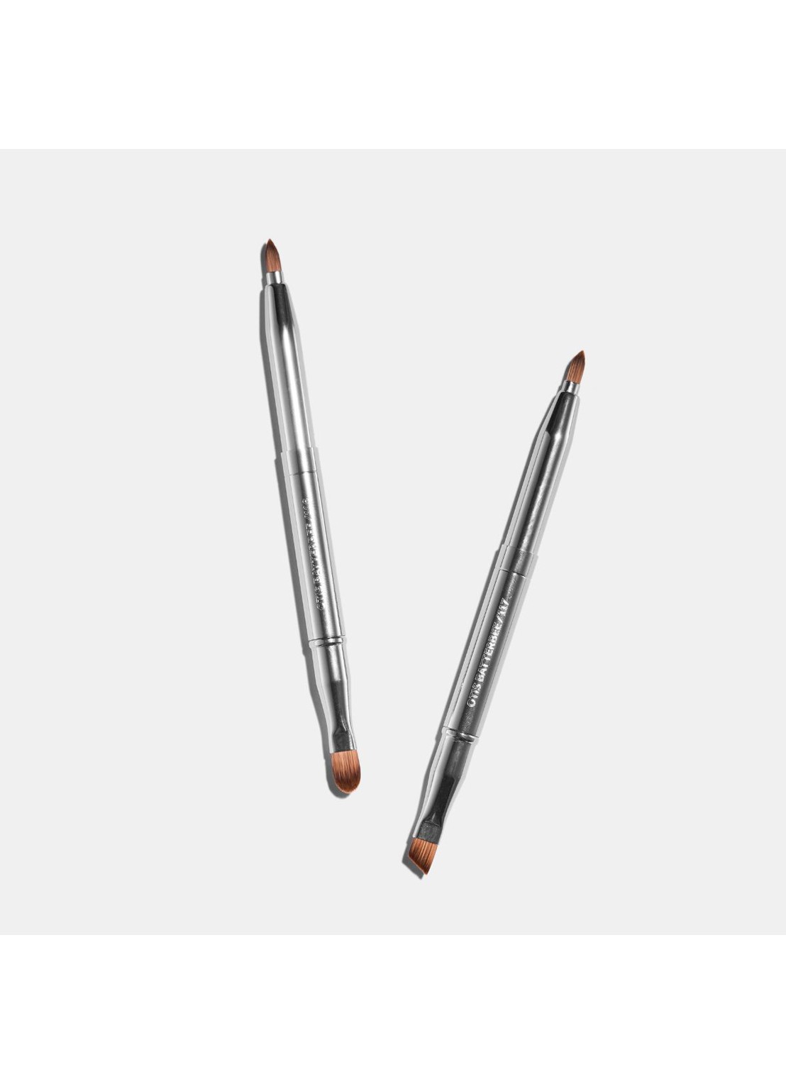 Otis Batterbee Double Ended Lip & Eye Brush Duo - make-up kwasten set - detail 5 undefined