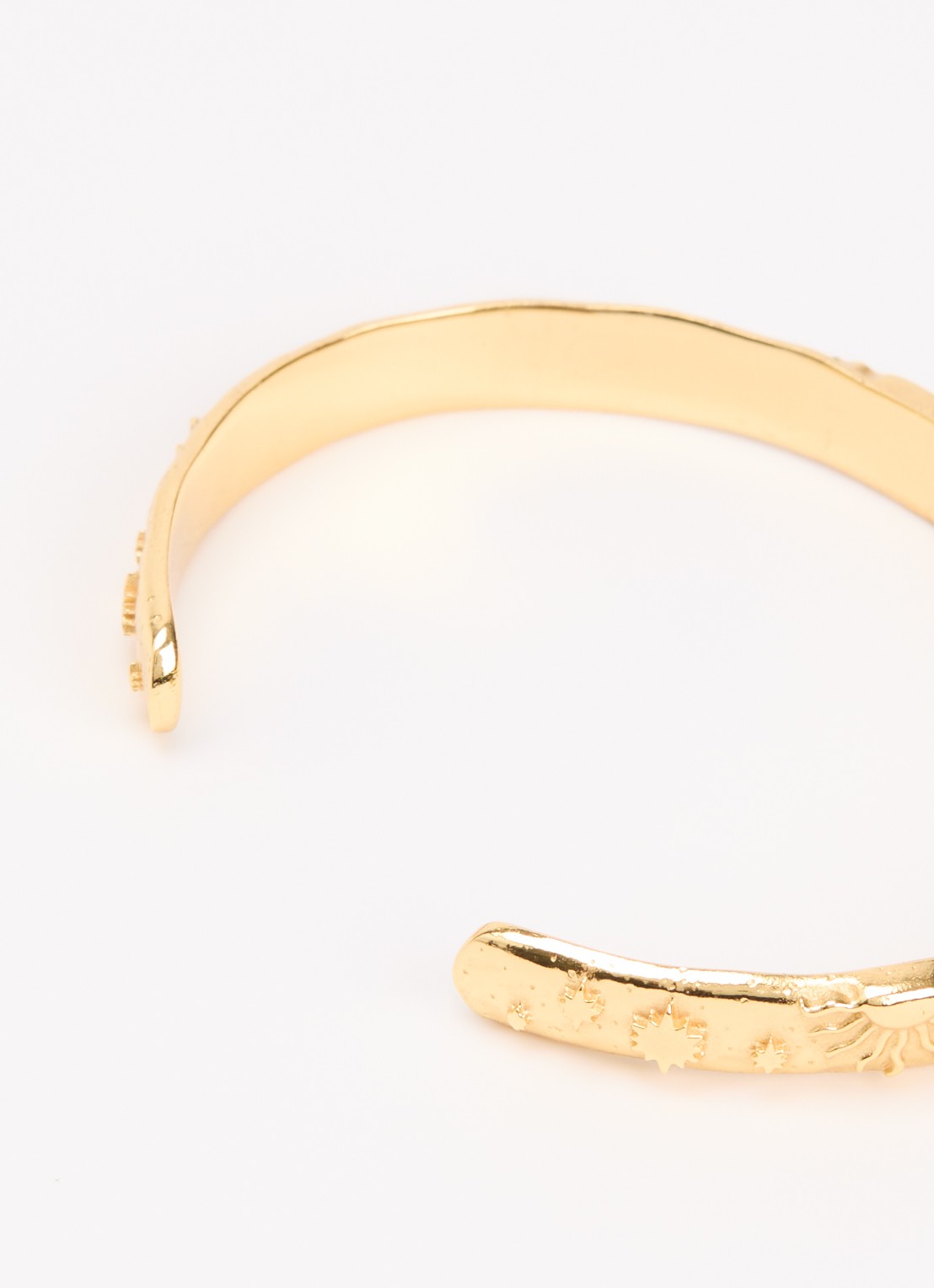 Ottoman Hands Celestial bangle verguld - detail goud