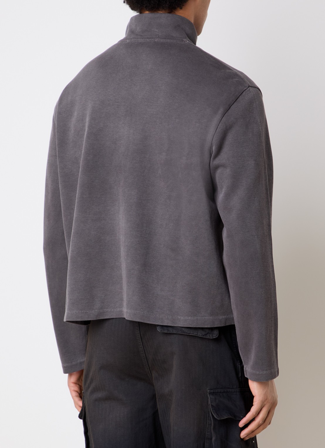 Our Legacy Cropped sweatvest met opstaande kraag - achterkant taupe