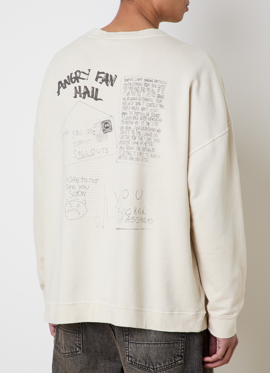 Our Legacy Slack longsleeve in linnenblend met front- en backprint - achterkant 3 beige