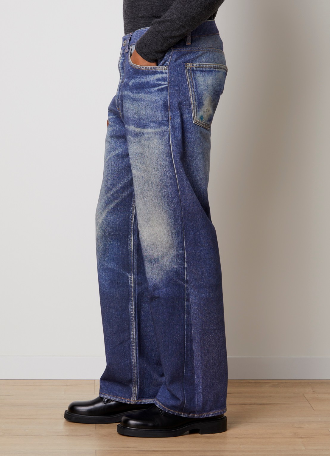 Our Legacy Third mid waist straight fit jeans met gekleurde wassing - detail 2 indigo