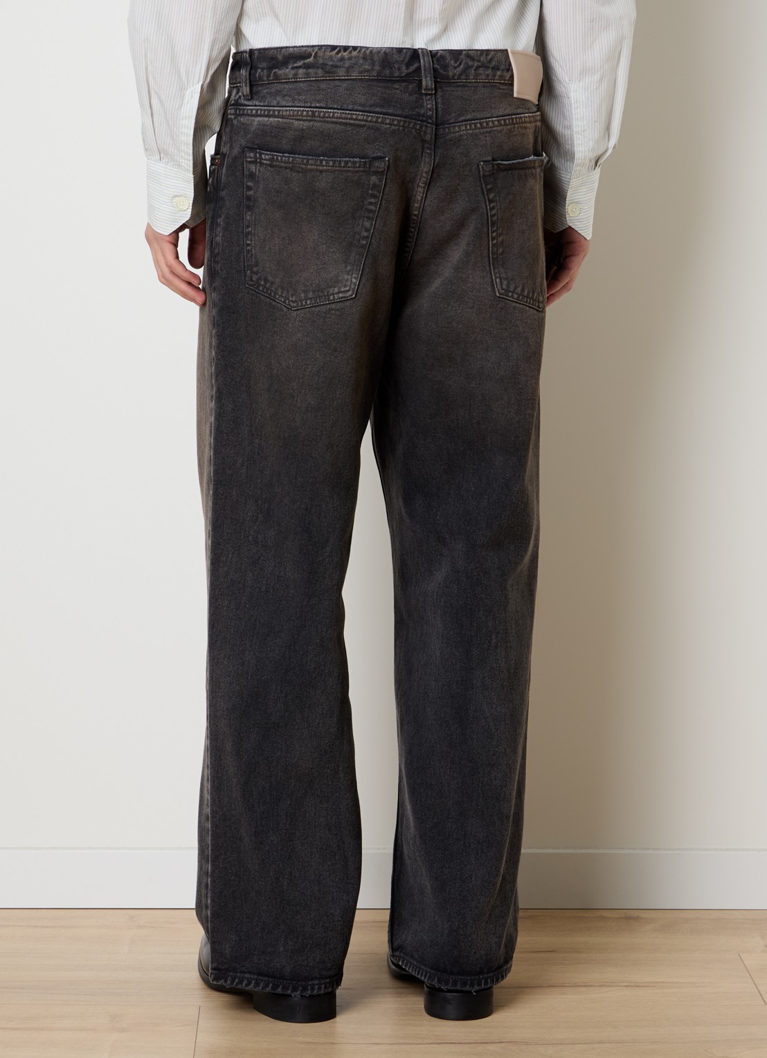 Our Legacy Wide leg jeans met gekleurde wassing - achterkant 6 antraciet