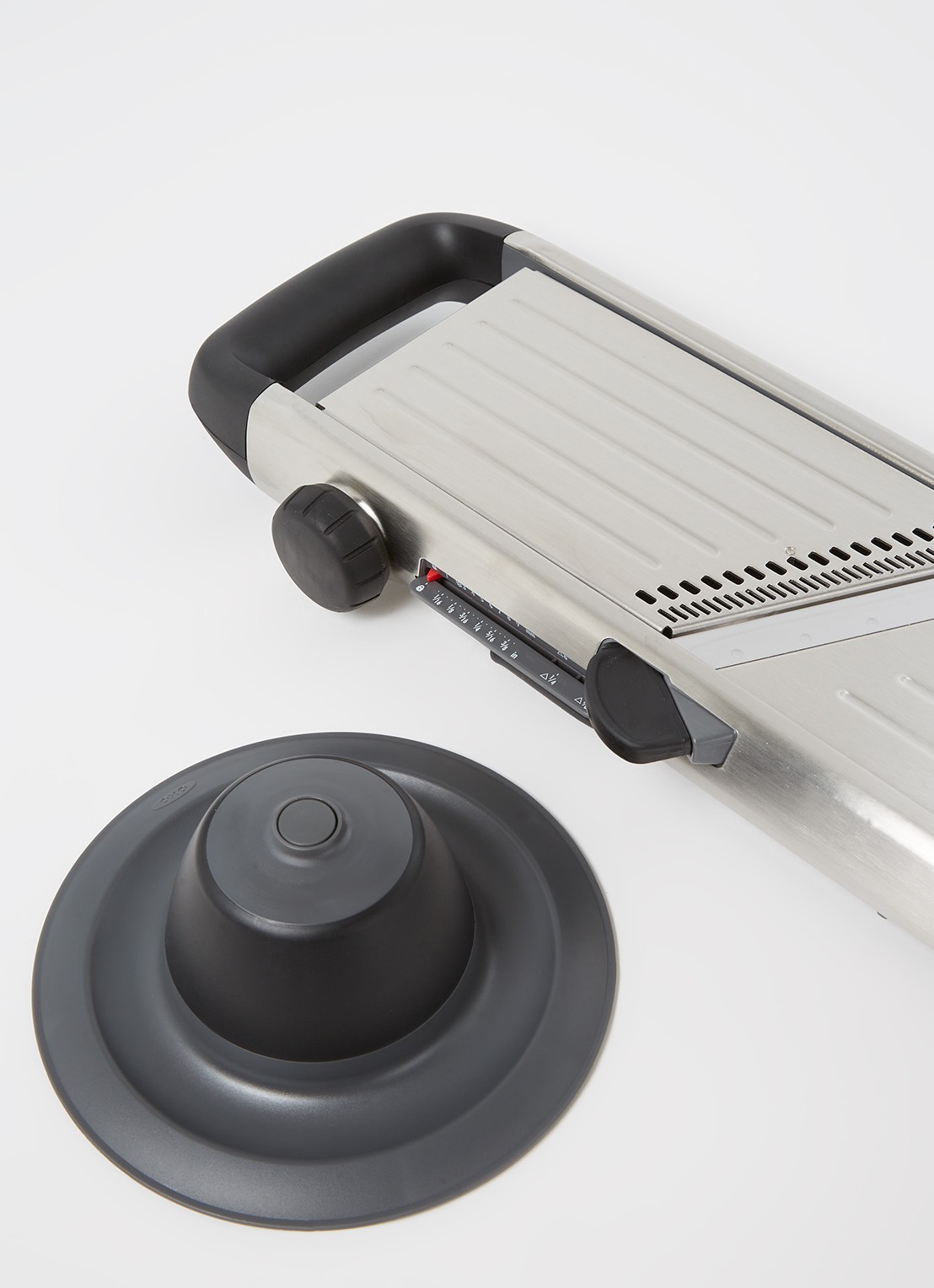 Oxo Chef's Steel 2.0 mandoline  - detail grijs