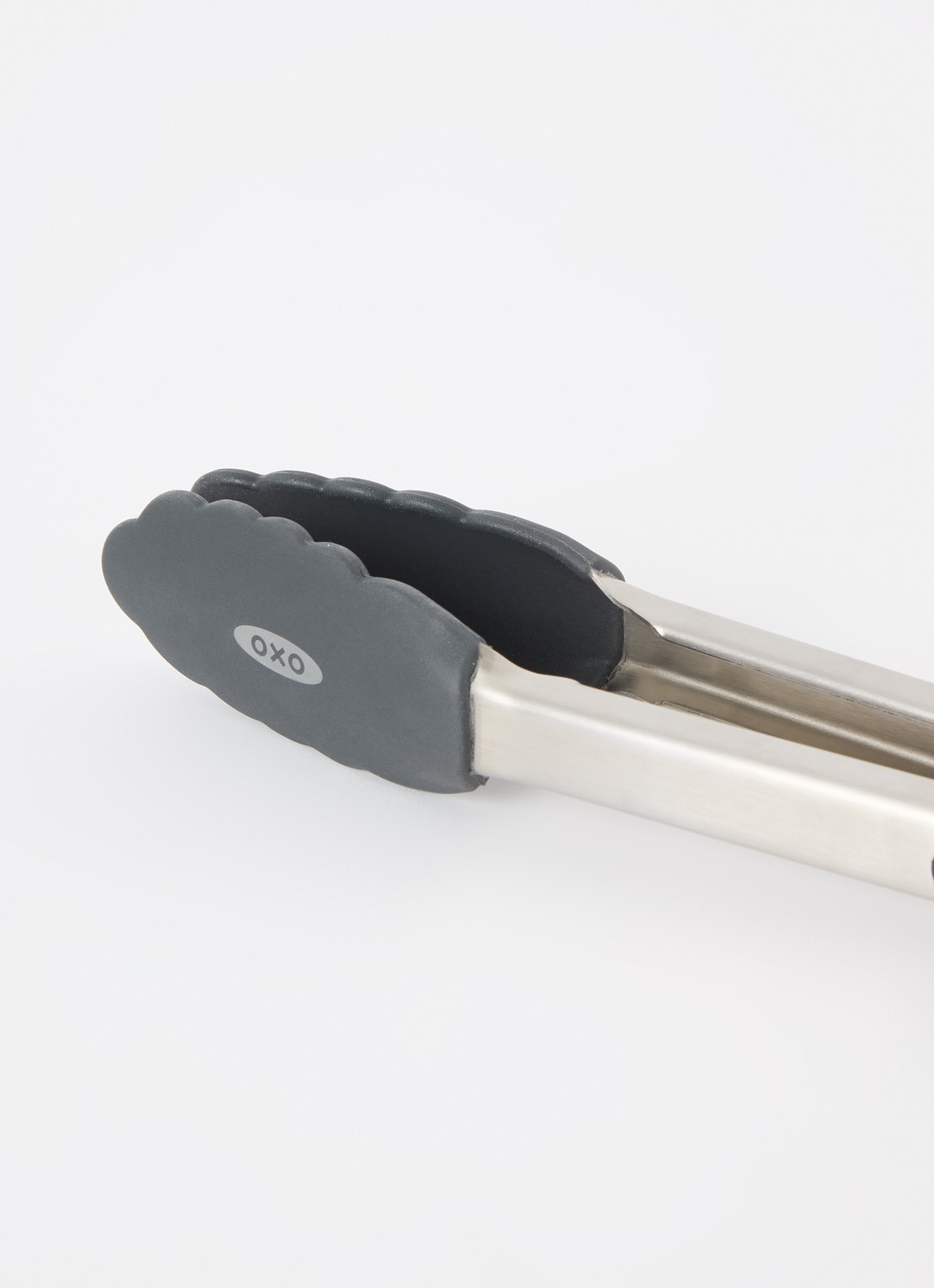 Oxo Serveertang 30 cm - voorkant 2 zilver