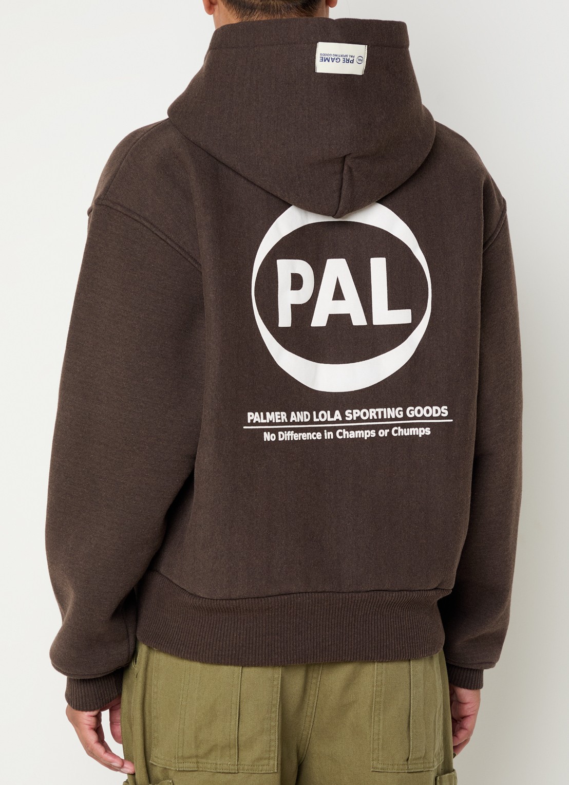 PAL Sporting Goods Pre Game hoodie met logo- en backprint - achterkant 3 bruin