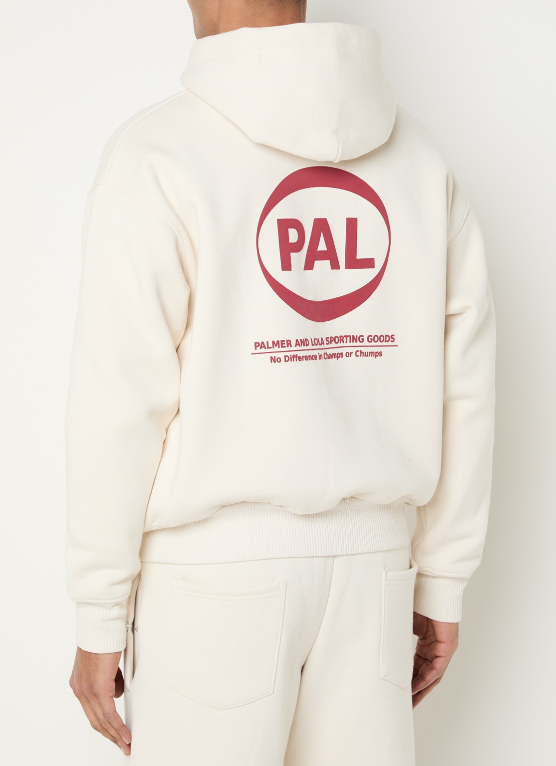 PAL Sporting Goods Pre game hoodie met logoprint - achterkant beige