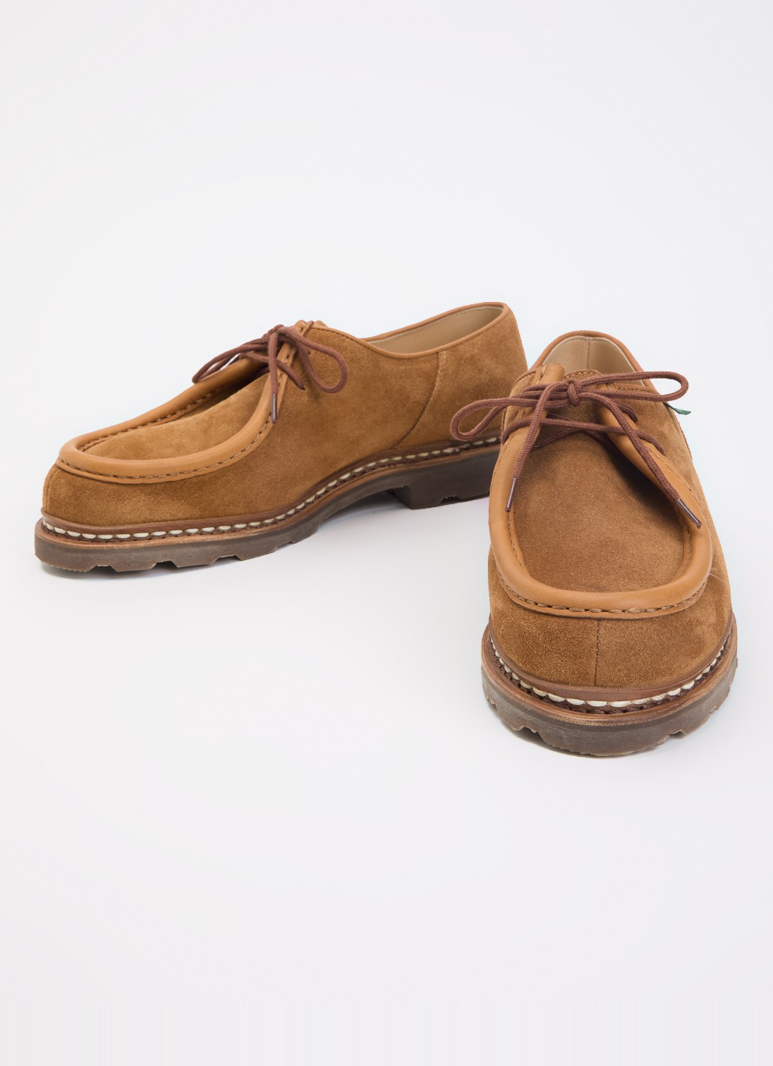 Paraboot Micka veterschoen van suède - detail camel