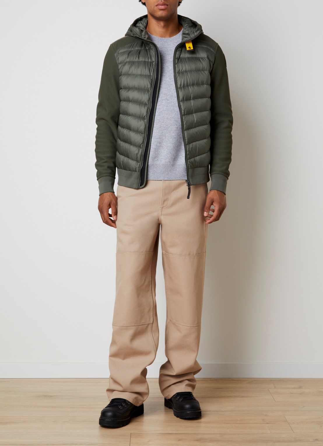 Parajumpers Buck jack met donsvulling en steekzakken - voorkant 3 legergroen