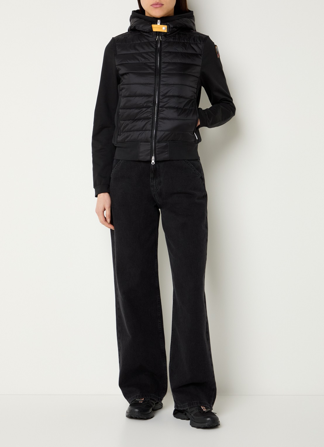 Parajumpers Caelie gewatteerd jack met capuchon - voorkant 2 zwart