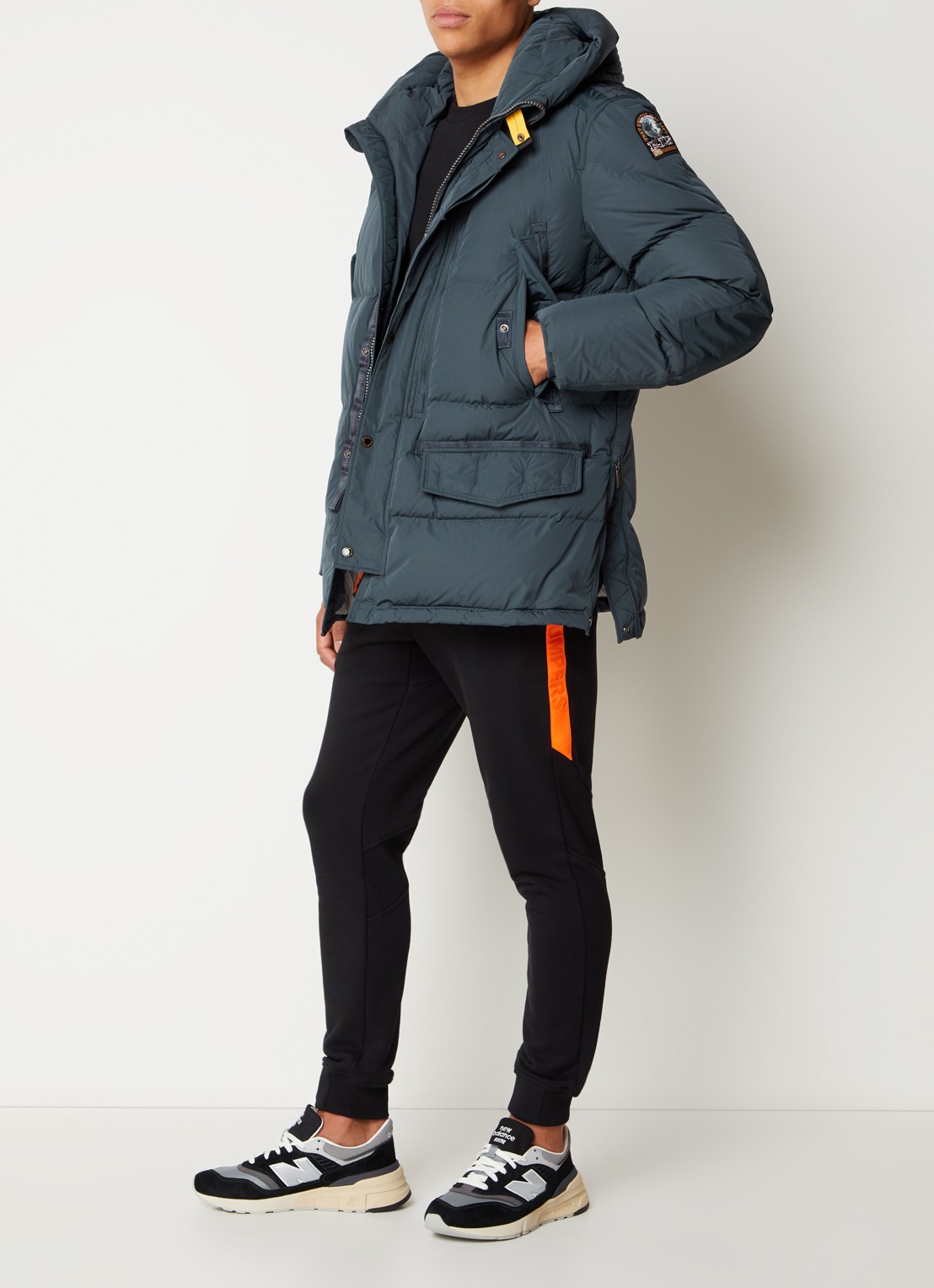 Parajumpers Harraseeket gewatteeerd jack met donsvulling en logo  - voorkant 2 petrol