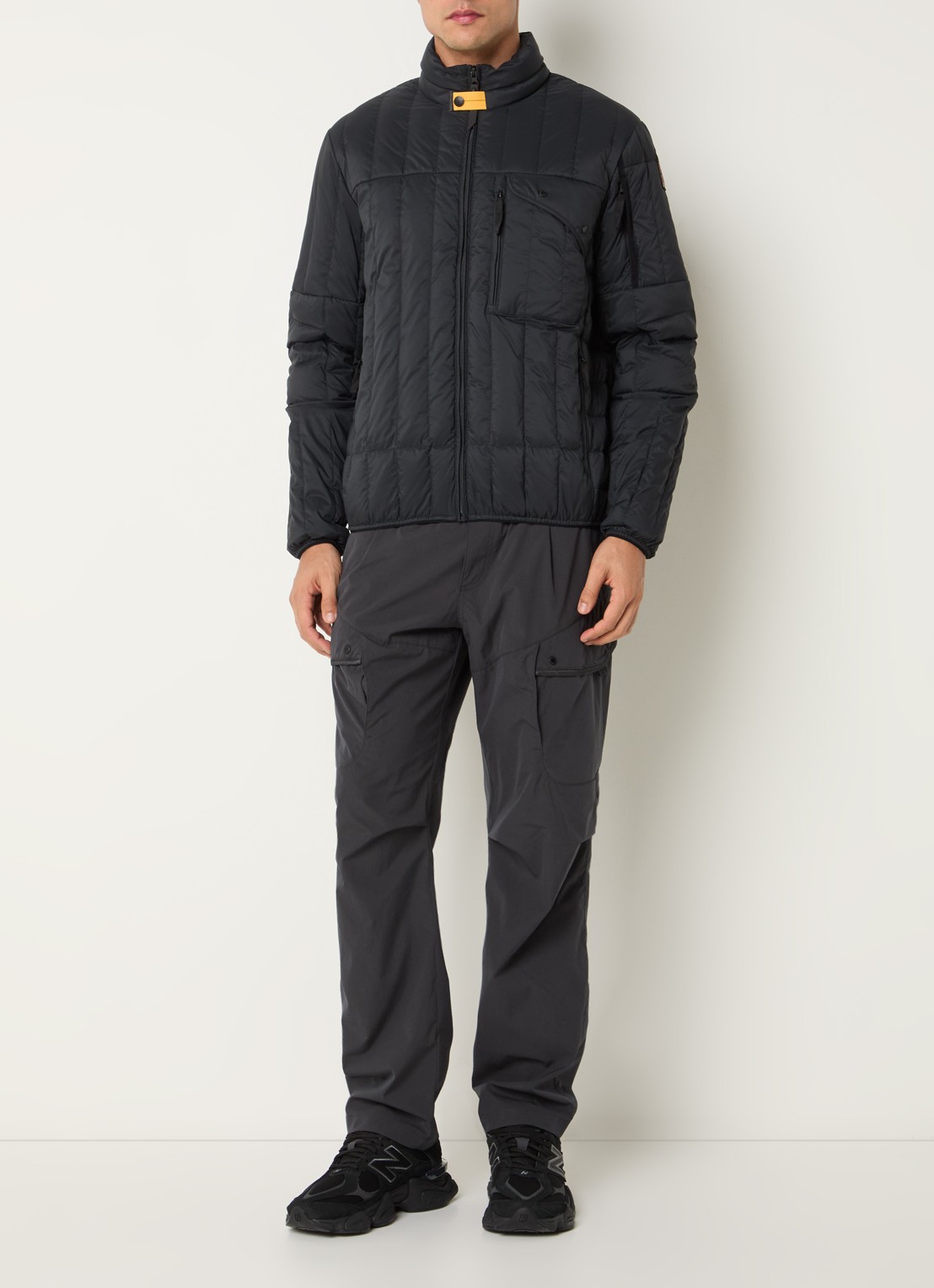 Parajumpers Kuon gewatteerd jack met donsvulling en ritszakken - voorkant 3 zwart