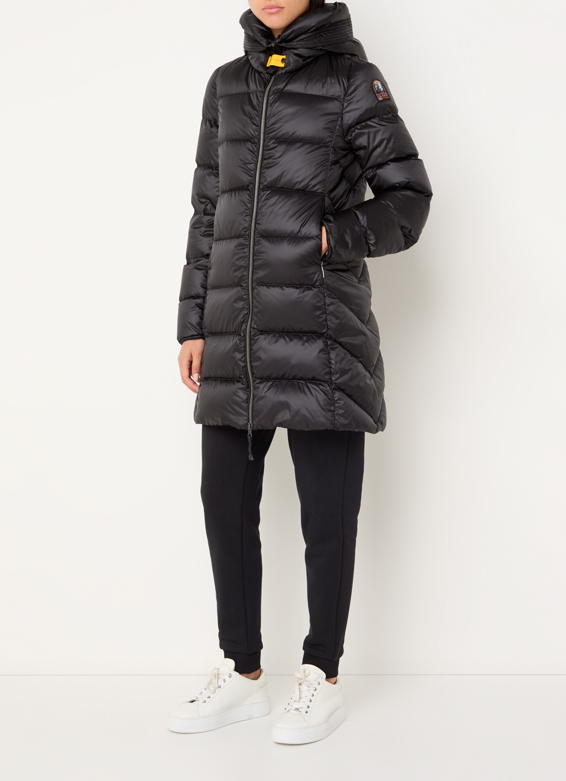 Parajumpers Marion gewatteerde jas met donsvulling en capuchon - voorkant 3 zwart