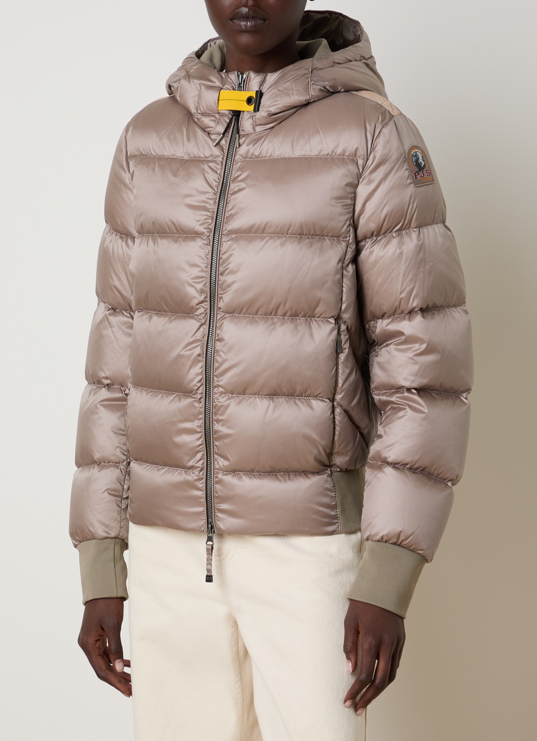 Parajumpers Marion puffer jack met donsvulling - detail 3 donkerbeige