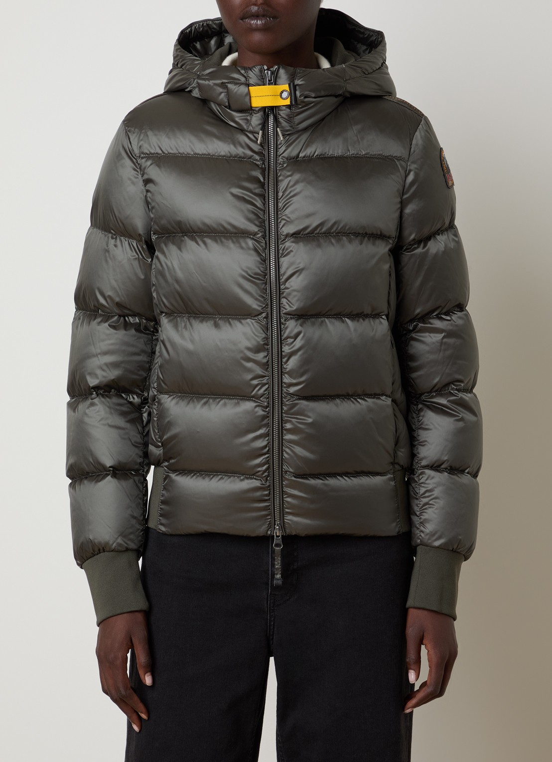 Parajumpers Marion puffer jack met donsvulling - detail 3 legergroen