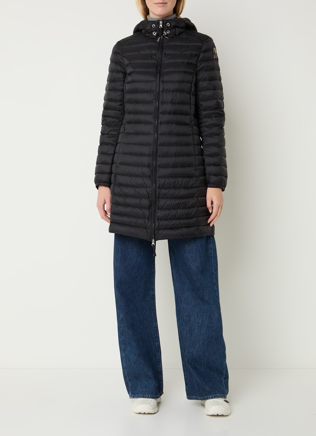 Parajumpers Meredith puffer jas met donsvulling en capuchon - voorkant 3 zwart