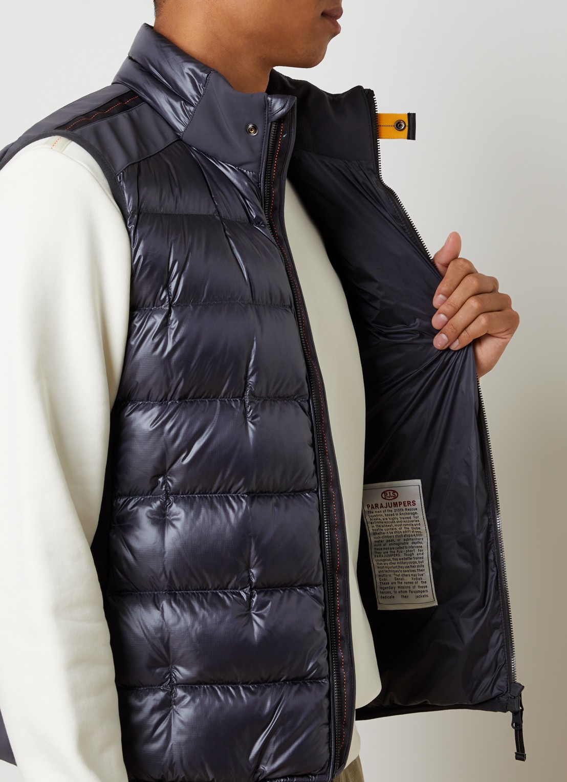 Parajumpers Millet gewatteerde bodywarmer met donsvulling - detail 4 donkerblauw
