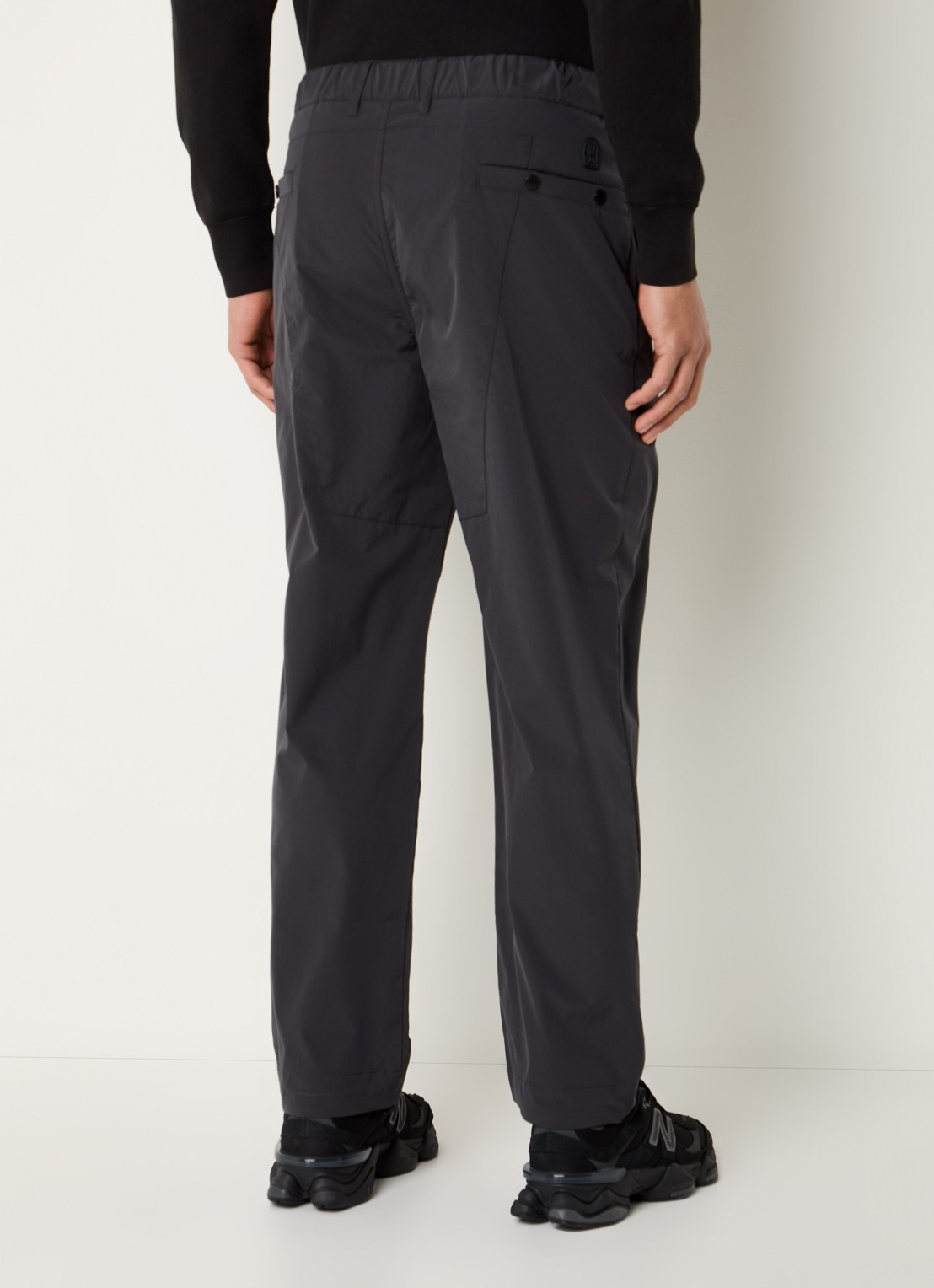 Parajumpers Mochrum straight fit broek met steekzakken - achterkant antraciet