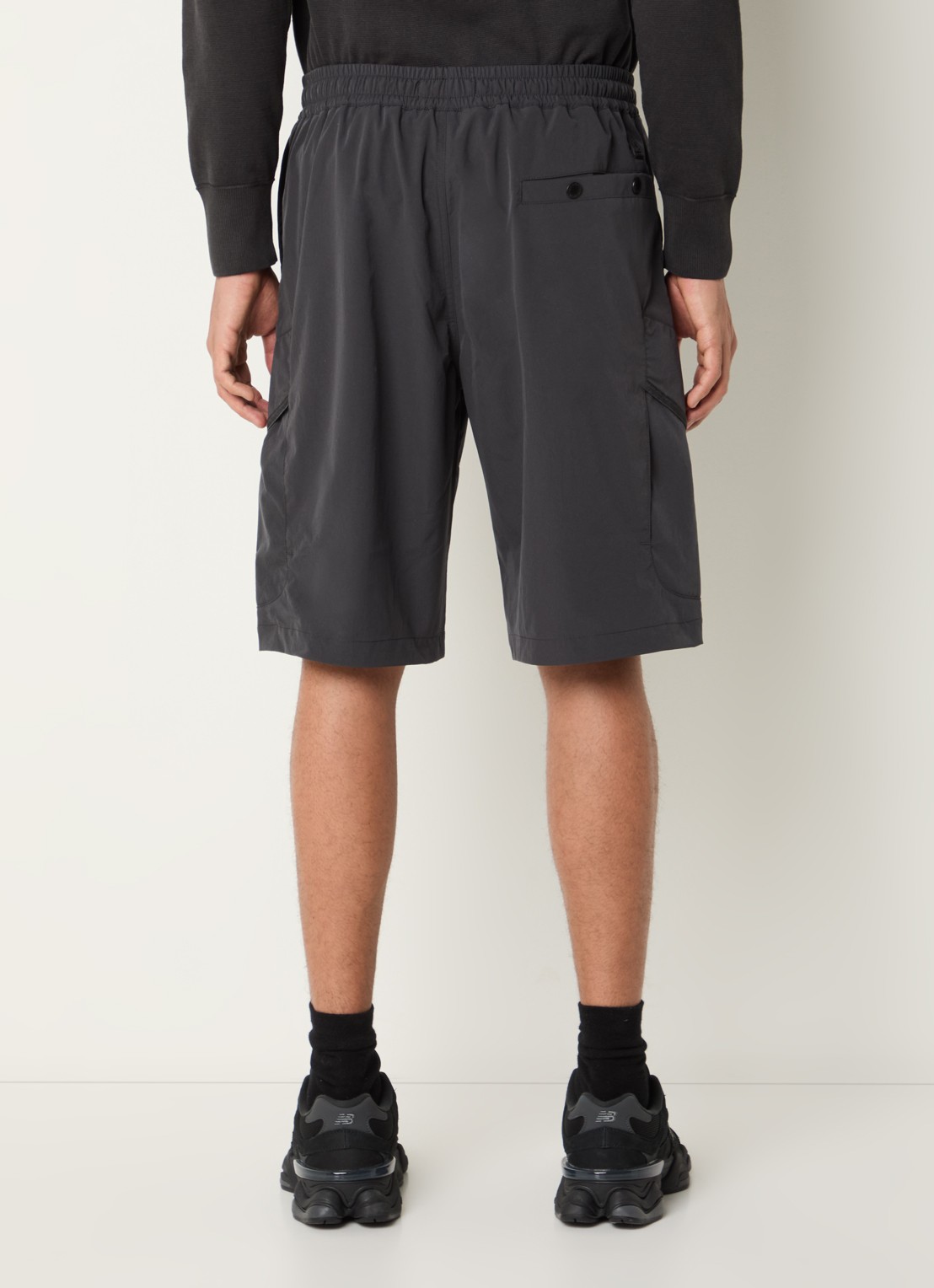 Parajumpers Morar straight fit korte broek met steekzakken - achterkant 4 antraciet