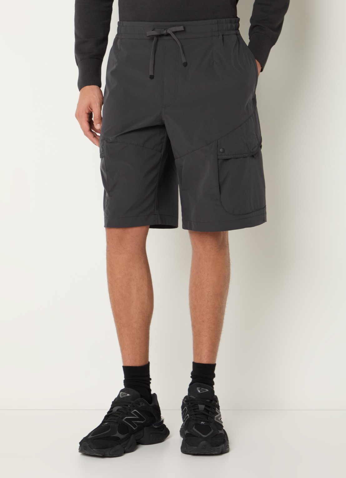 Parajumpers Morar straight fit korte broek met steekzakken - detail antraciet