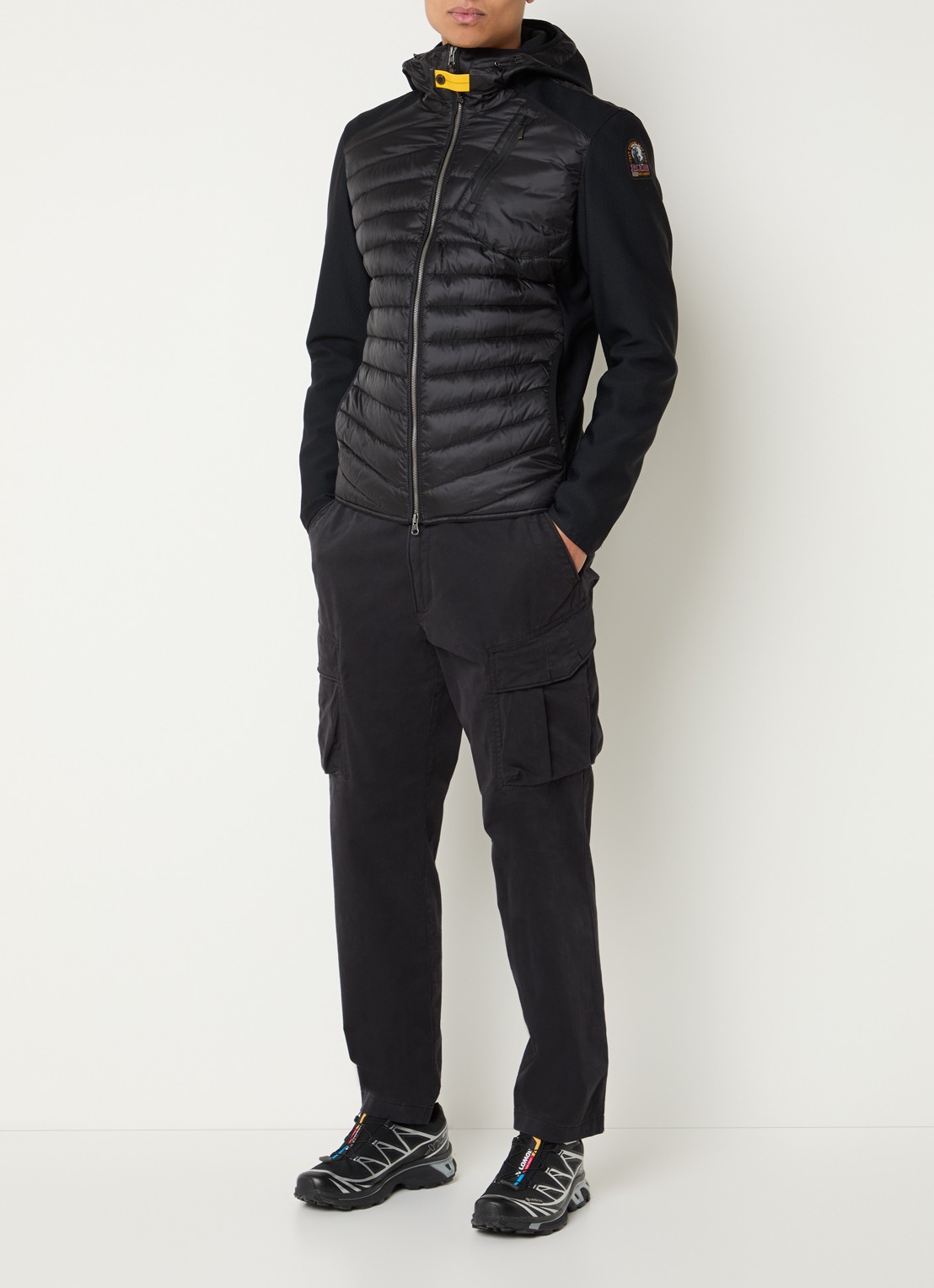Parajumpers Nolan gewatteerd jack met donsvulling en capuchon - voorkant 3 zwart