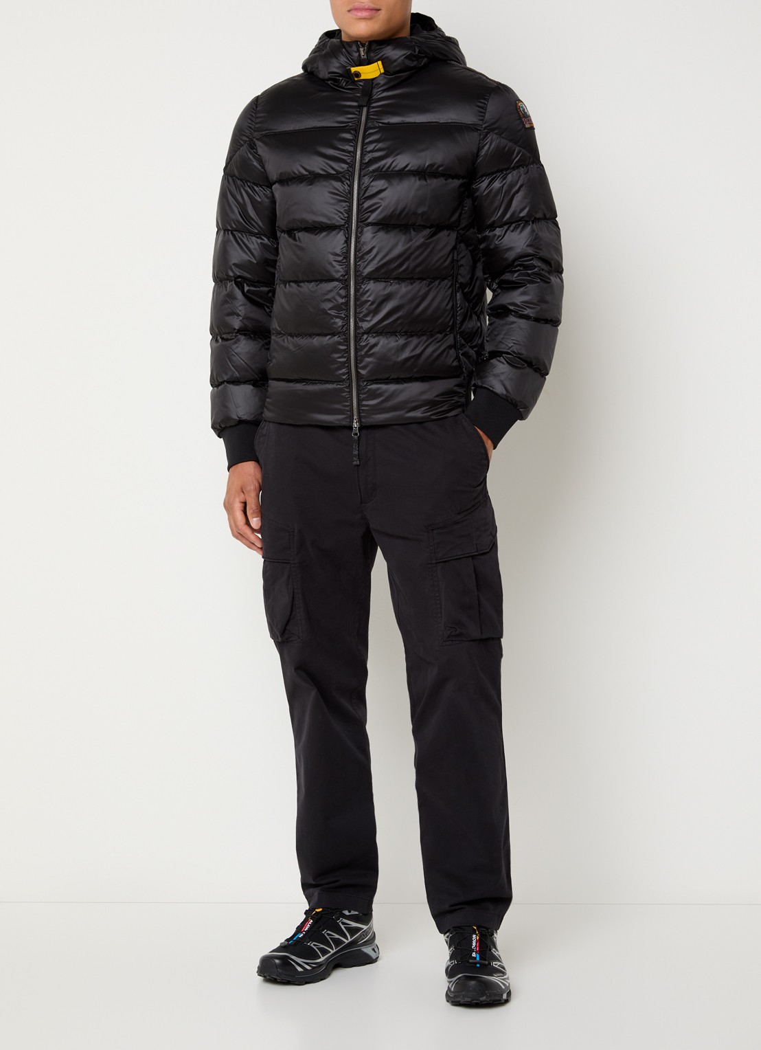 Parajumpers Pharrell puffer jack met capuchon en logo - voorkant 4 zwart
