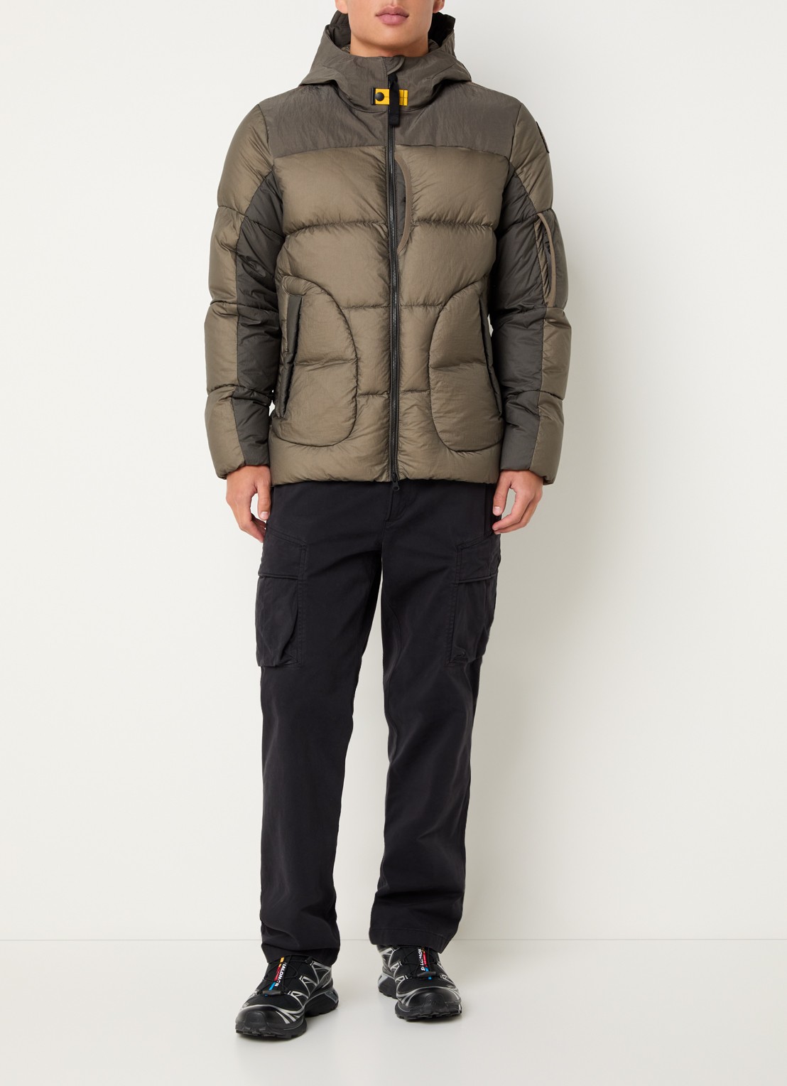 Parajumpers Sento puffer jack met capuchon - voorkant 4 olijfgroen