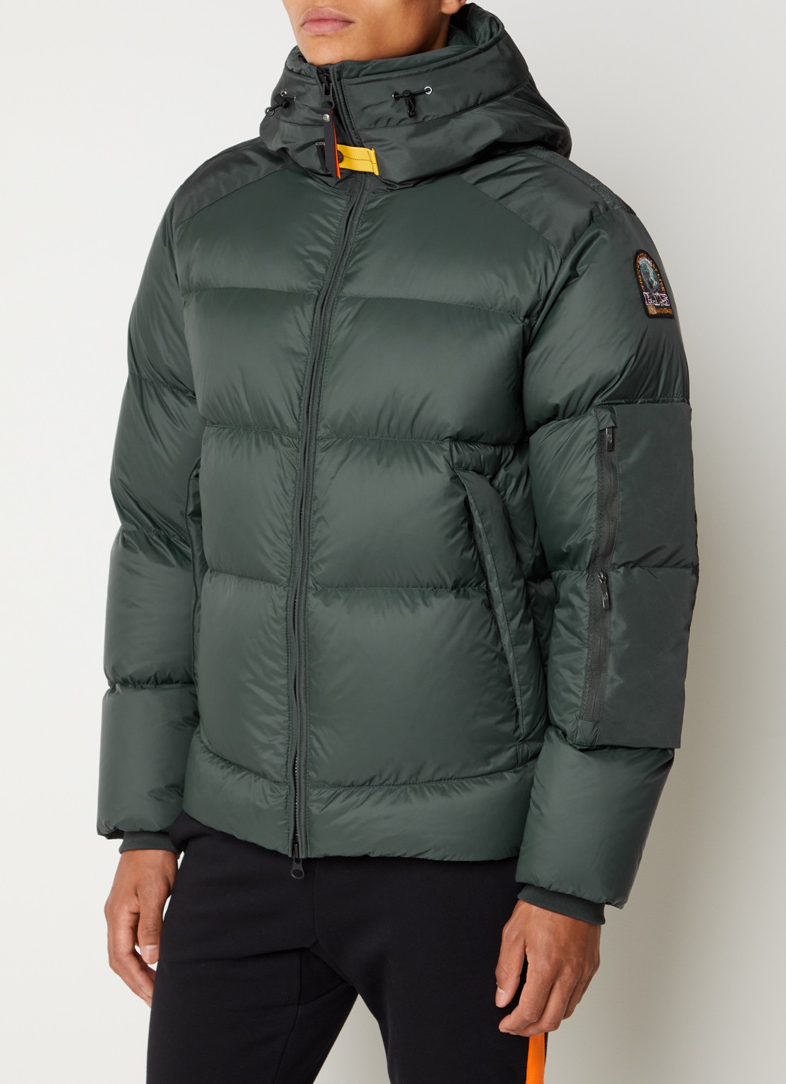 Parajumpers Tyrik puffer jack met donsvulling en ritszakken - detail groen