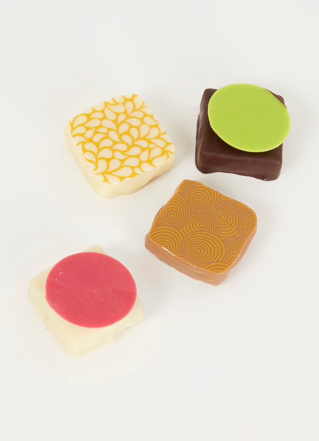 Patisserie de Bijenkorf Chocolade bonbons 9 stuks - voorkant 3 undefined