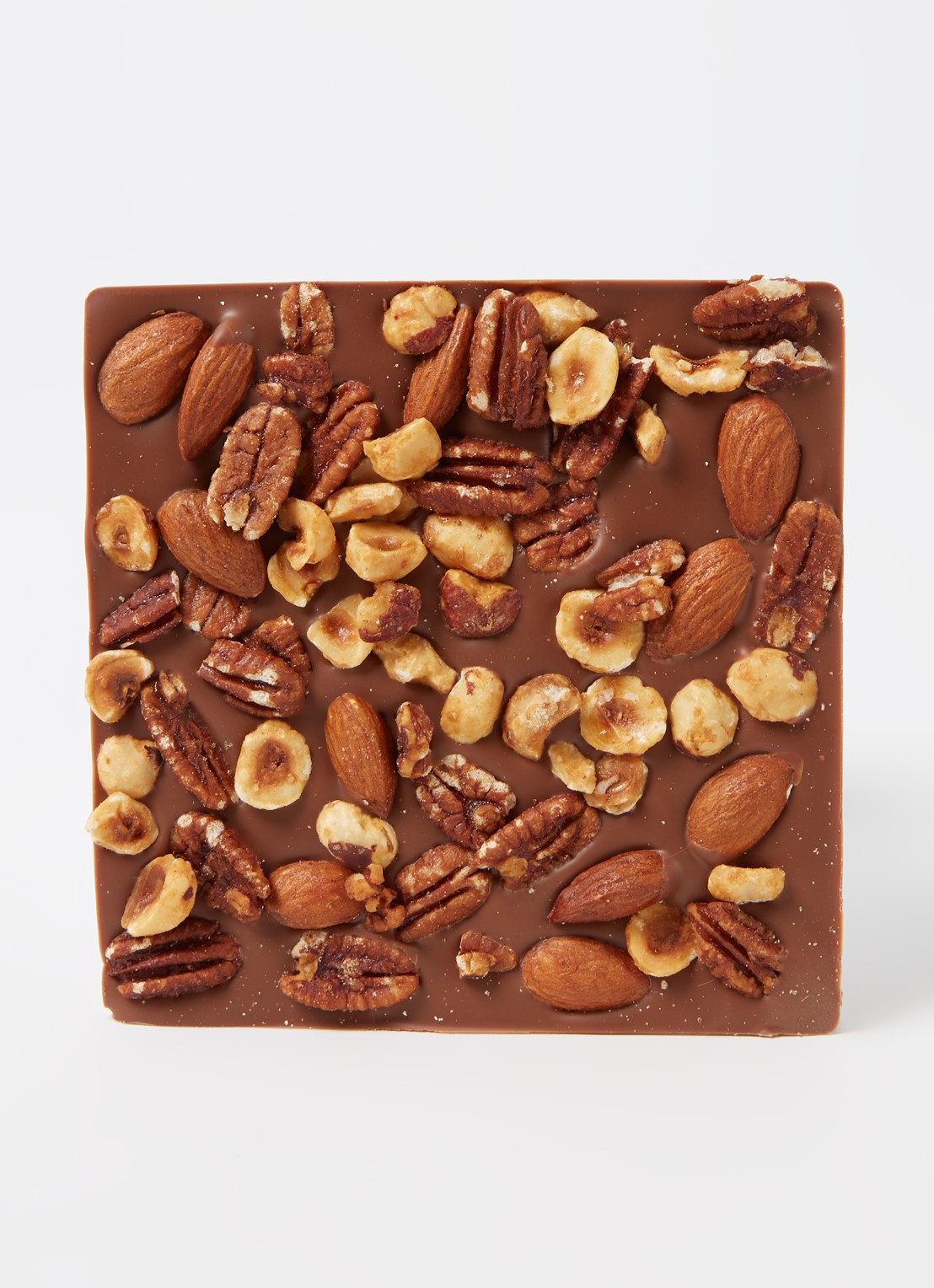 Patisserie de Bijenkorf Melk chocolade tablet noten 140 gram - voorkant 2 undefined