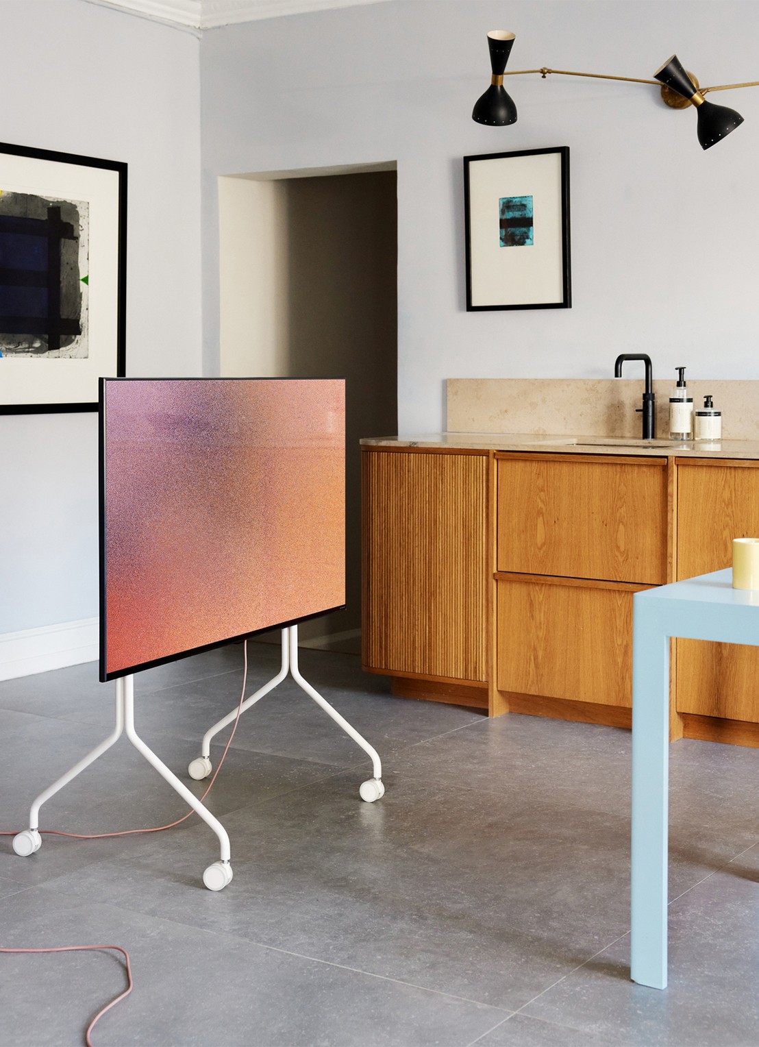 Pedestal Moon Rollin' TV standaard 107 cm - detail 7 ivoor