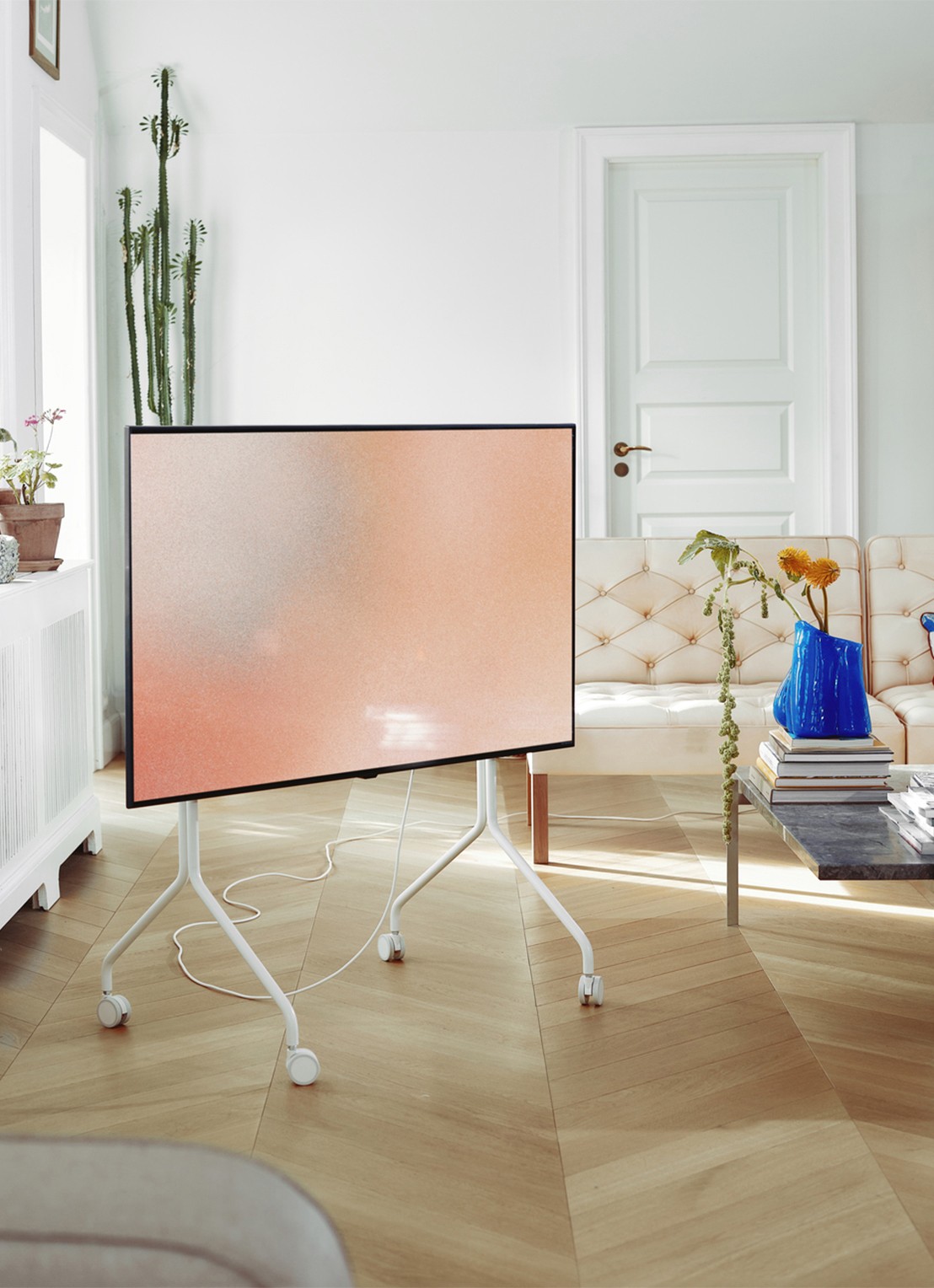 Pedestal Moon Rollin' TV standaard 107 cm - voorkant 2 ivoor