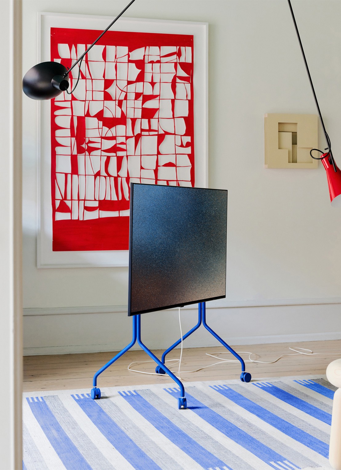 Pedestal Moon Rollin' TV standaard 107 cm - voorkant 2 donkerblauw
